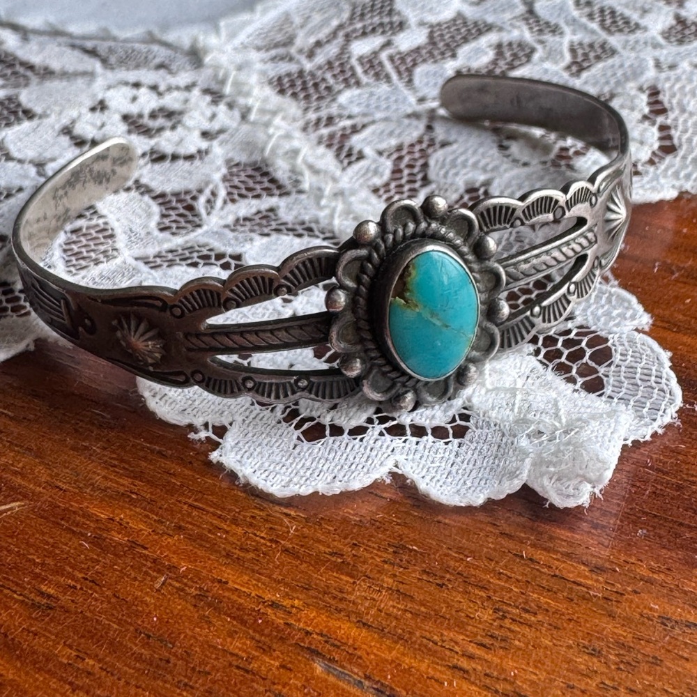 Signed Sterling Silver Vintage Turquoise Western American Style Cuff
